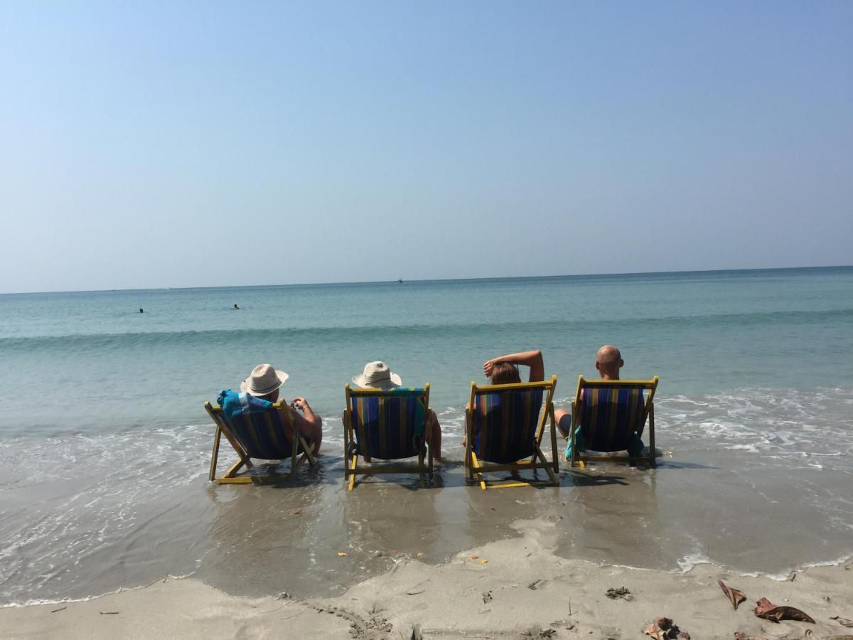 באן פה Harry'S Beach Club מראה חיצוני תמונה